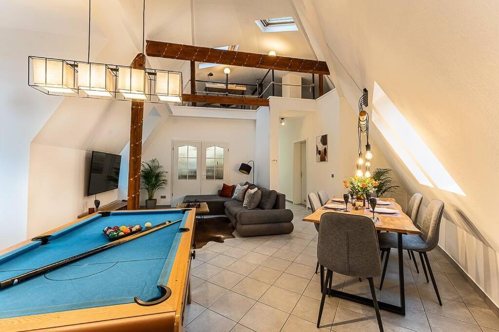 Loft Mit Billard-Tisch Und Ps4 Appartement Wuppertal Buitenkant foto