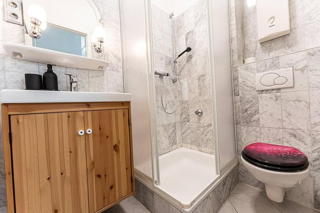 Loft Mit Billard-Tisch Und Ps4 Appartement Wuppertal Buitenkant foto