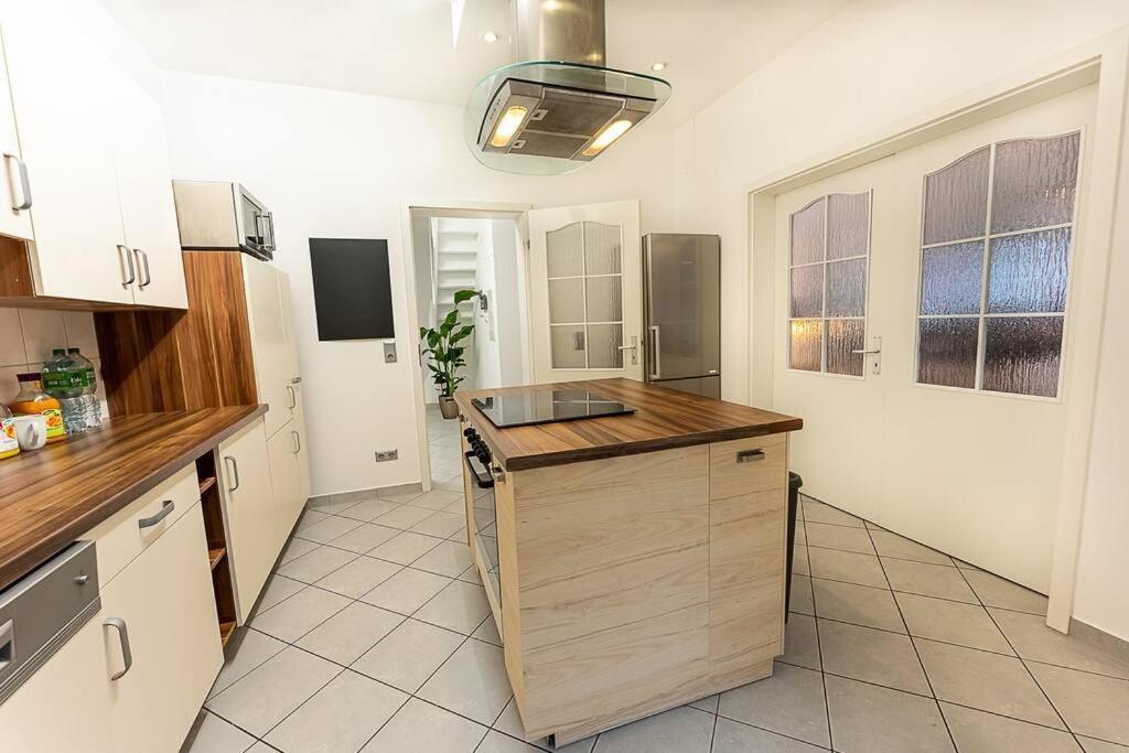 Loft Mit Billard-Tisch Und Ps4 Appartement Wuppertal Buitenkant foto